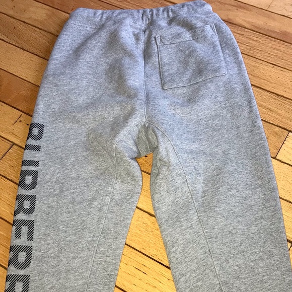🚫SOLD🚫BURBERRY LOGO SWEATPANTS SZ 8 - Picture 4 of 9